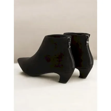 Women's Black Pointed-Toe Ankle Boots with Kitten Heel - Elegant and Versatile Footwear for All Seasons 2025 - Image 5